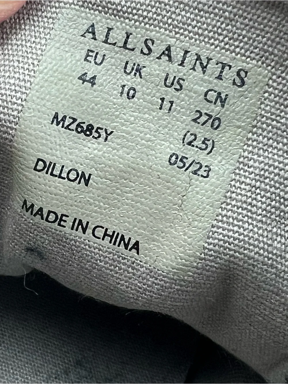 602 ALLSAINTS DILLON Men's Classic Black Canvas Low-Top Sneakers White Toe 11